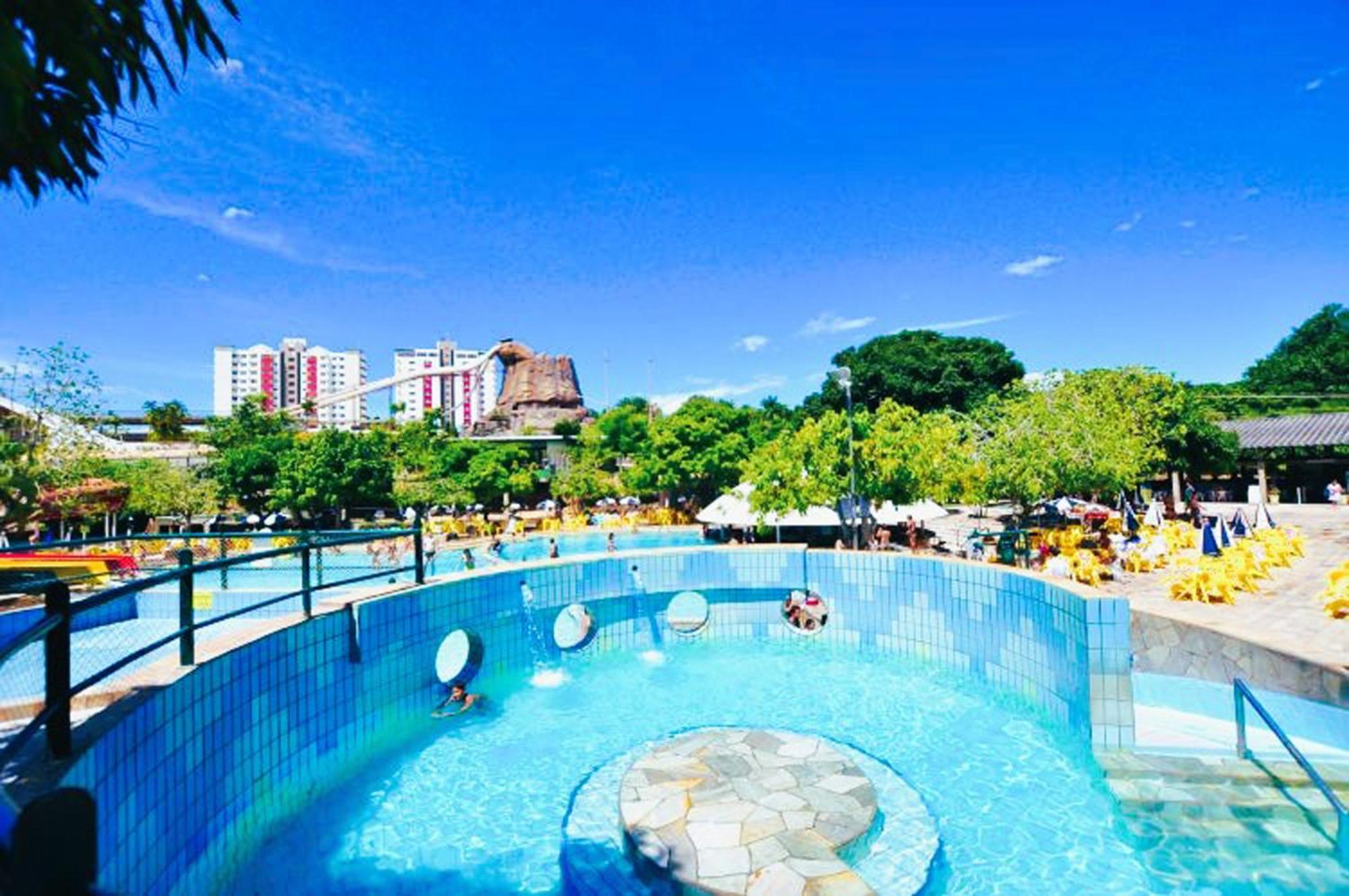 Lacqua Diroma Oficial - Diroma Acqua Park Incluido - Com Roupa De Cama E Banho Caldas Novas Extérieur photo